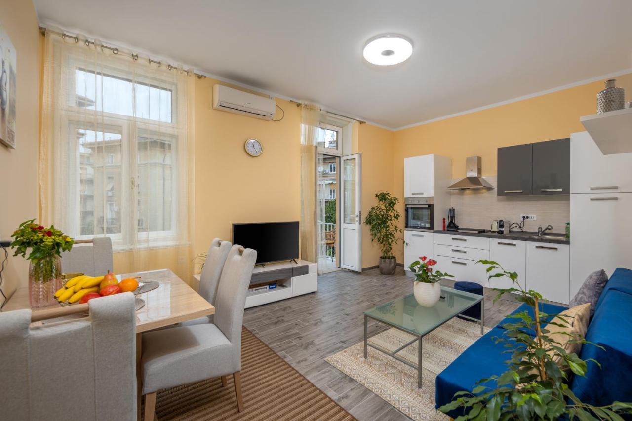 Riviere Luxury Apartment Rijeka Extérieur photo